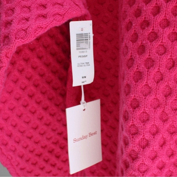 Sunday Best Aritzia Pink Merino Wool Blend
Peggy Comfy Sweater Size Medium - Picture 5 of 8